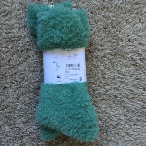 UGG Fuzzy Socks - Picture 4 of 8